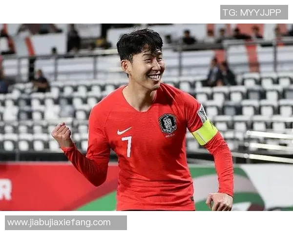 韩国足球明星失误集锦揭示比赛中的意外瞬间与精彩反转